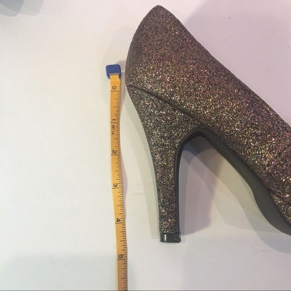Madden Girl Fawwn Glitter Sparkle Purple Pumps - Picture 6 of 8
